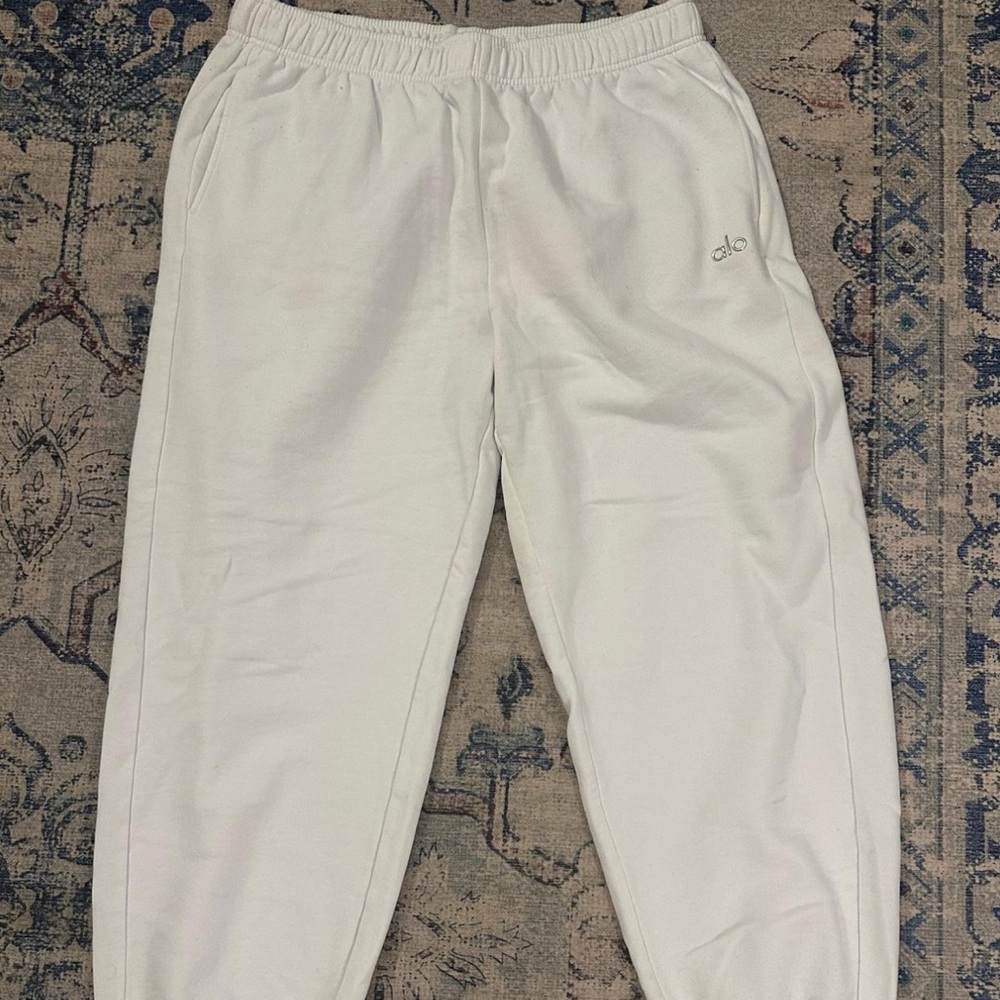 ALO Yoga White Sweatpants